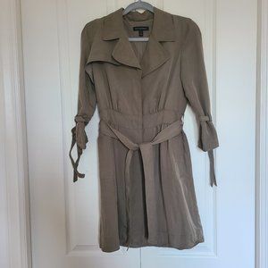 Banana Republic dress in Petite size 2